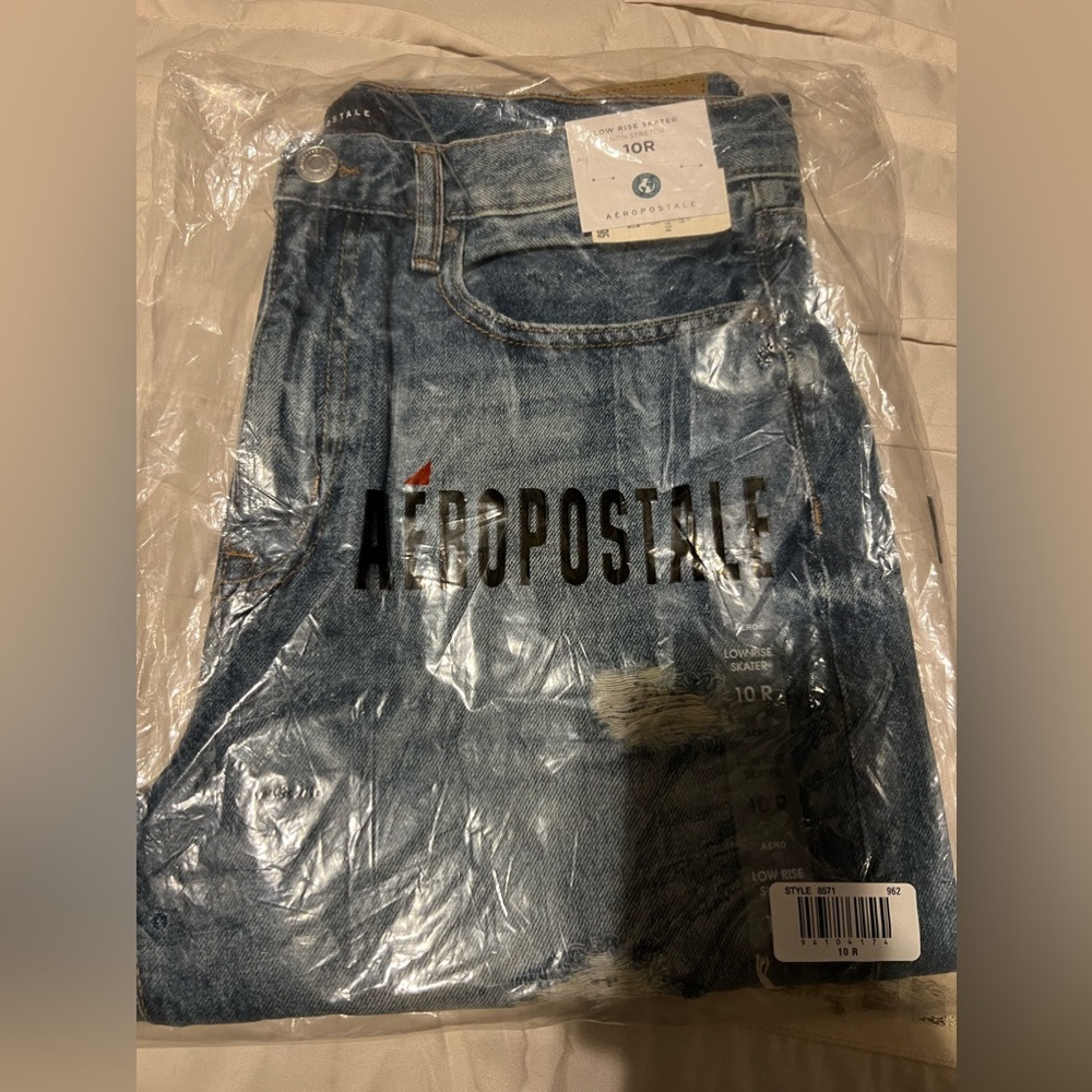 Brand new never opened with tags Aero Low Rise Skater Jeans size 10R